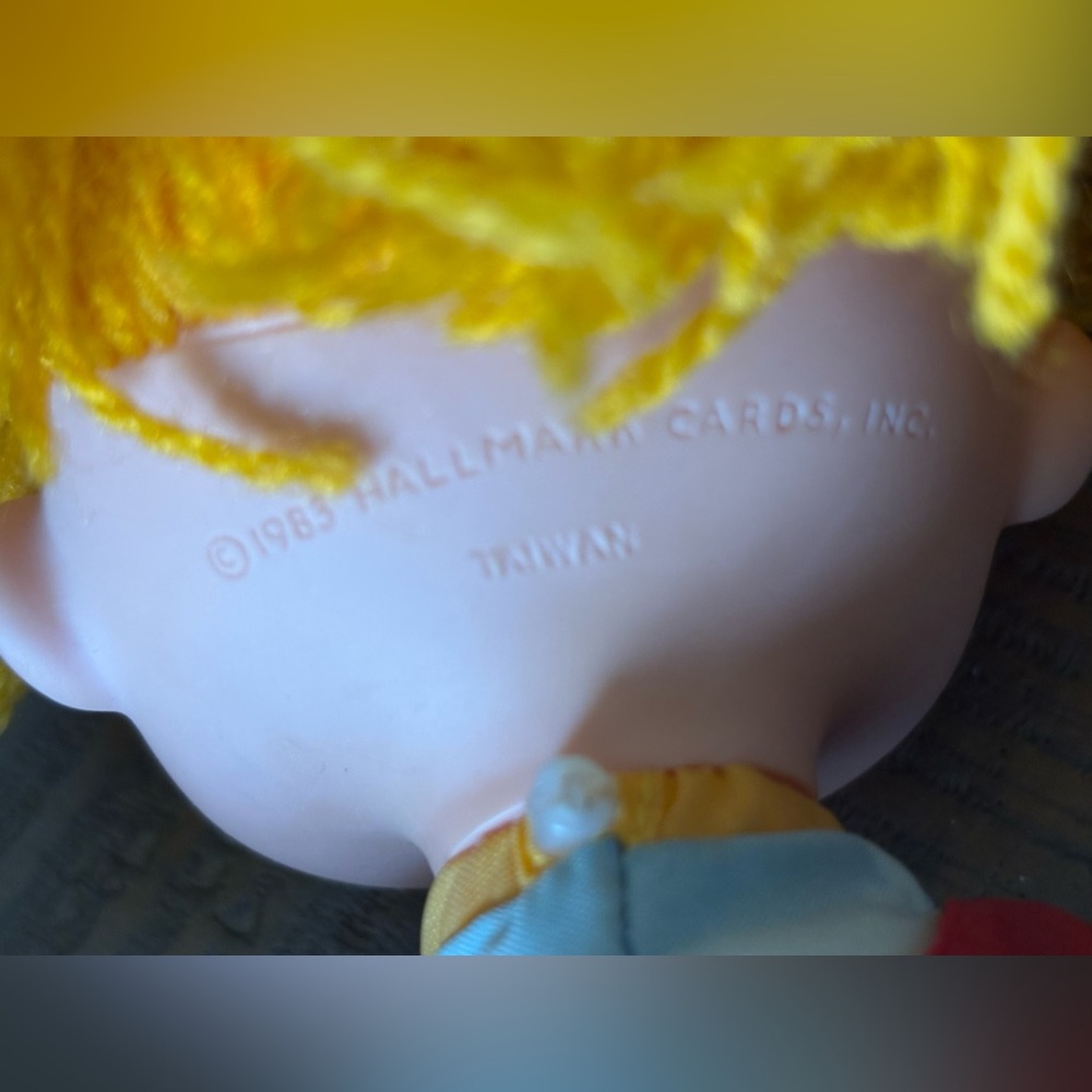 Hallmark 1983 Vintage Rainbow Brite & her loyal companion Puppy Brite - Picture 14 of 16